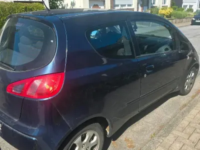 Gebraucht Mitsubishi Colt 108 PS (79 kW) 2007 Blau Kleinwagen