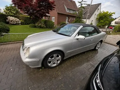 Gebraucht Mercedes CLK320 218 PS (160 kW) 2000 Silber Cabrio