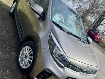 Gebraucht Kia Picanto X-Line 84 PS (61 kW) 2020 Andere farben Kleinwagen