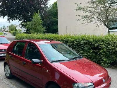 Second-hand Fiat Punto 69 CP (50 kW) 2002 Roșu Hatchback