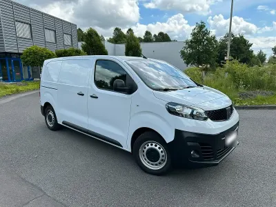 Gebraucht Fiat e-Scudo L2 50 kWh 73 kW (100 PS) 2022 Weiß Van / Kleinbus