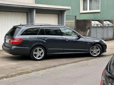 Mercedes E220