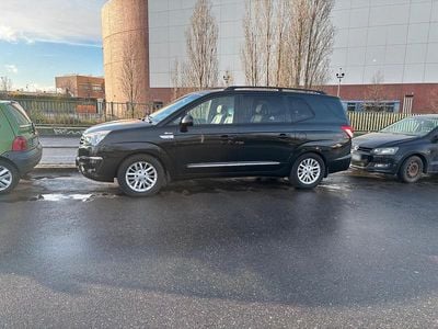 Gebraucht Ssangyong (KGM) Rodius 155 PS (114 kW) 2014 Schwarz Van / Kleinbus