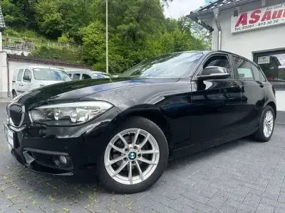 Gebraucht BMW 118 Advantage 150 PS (110 kW) 2017 Schwarz Kleinwagen