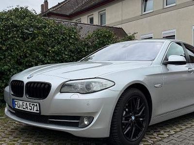 Second-hand BMW 525 Sport Line 218 CP (160 kW) 2013 Gri Berlinǎ