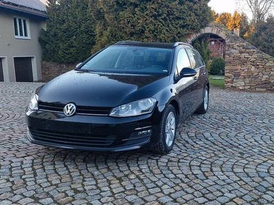 Gebraucht VW Golf VII Comfortline 110 PS (80 kW) 2016 Schwarz Kombi