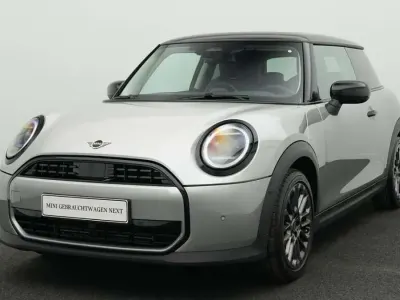 Używany Mini Cooper Classic 156 KM (114 kW) 2024 Szary Hatchback