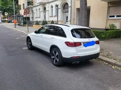 Gebraucht Mercedes GLC220 194 PS (142 kW) 2019 Weiß SUV