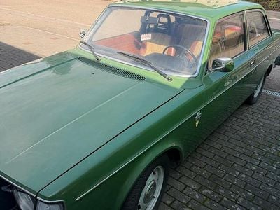 Gebraucht Volvo 240 82 PS (60 kW) 1975 Grün Limousine