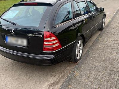 Mercedes C200