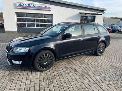 Schwarz Gebraucht 2014 Skoda Octavia Active Kombi | 8.300 € (Guter Preis)