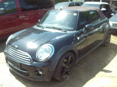 Gebraucht Mini Cooper D Cabriolet 111 PS (81 kW) 2013 Grün Cabrio