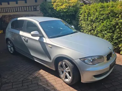 Gebraucht BMW 118 143 PS (105 kW) 2011 Silber Kleinwagen