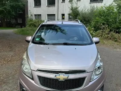 Gebraucht Chevrolet Spark LS 50 PS (36 kW) 2012 Rot Kleinwagen