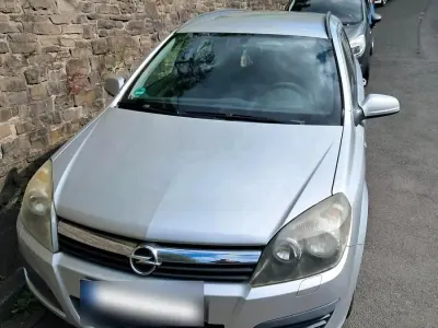 Gebraucht Opel Astra Edition 105 PS (77 kW) 2005 Silber Kombi