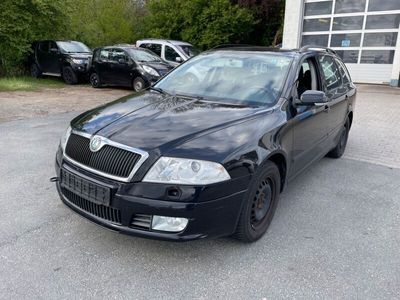 gebraucht Skoda Octavia Combi Sport Edition/XENON/KLIMA/SITZHEIZ