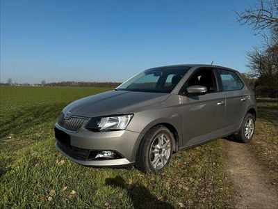 Gebraucht Skoda Fabia 95 PS (69 kW) 2018 Grau Kleinwagen