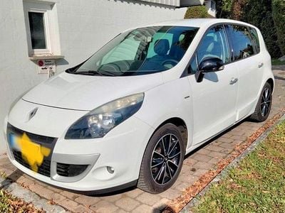 Usata Renault Scénic III Bose Edition 110 CV (80 kW) 2011 Bianco Monovolume