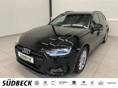 Używany Audi A4 Advanced 204 KM (150 kW) 2021 Czarny Kombi