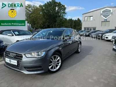 Gebraucht Audi A3 Ambiente 122 PS (89 kW) 2013 Grau Limousine