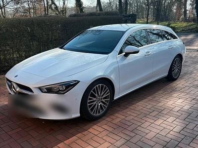 Gebraucht Mercedes CLA200 Shooting Brake 163 PS (119 kW) 2021 Weiß Kombi