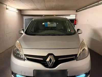 Gebraucht Renault Scénic III 110 PS (80 kW) 2013 Silber Limousine