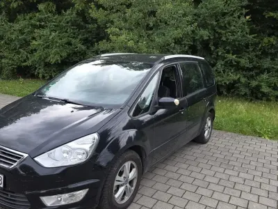 Gebraucht Ford Galaxy 140 PS (102 kW) 2011 Schwarz Van / Kleinbus