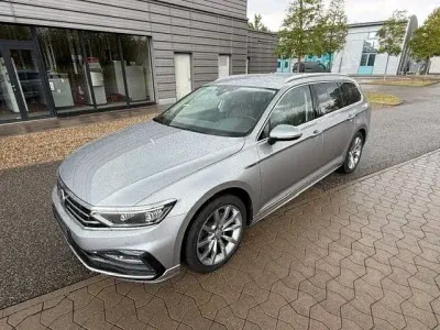 Gebraucht VW Passat Elegance 190 PS (139 kW) 2020 Silber Kombi