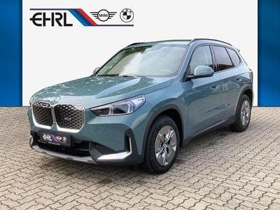 Neu BMW iX1 Performance 150 kW (204 PS) 2025 Grün SUV