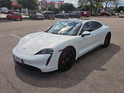 Porsche Taycan 4S