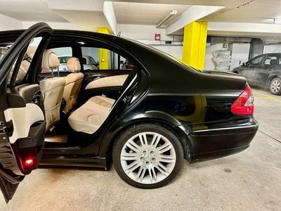 Mercedes E500