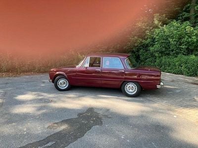 Gebraucht Alfa Romeo Giulia 87 PS (63 kW) 1971 Rot Limousine