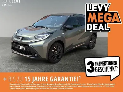 Gebraucht Toyota Aygo X Style 72 PS (52 kW) 2023 Grün SUV