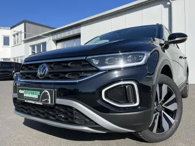 Używany VW T-Roc Goal 150 KM (110 kW) 2025 Czarny SUV