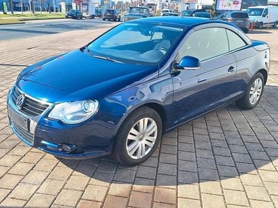 Gebraucht VW Eos 140 PS (102 kW) 2006 Blau Cabrio