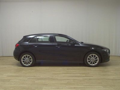 Second-hand Mercedes A250 218 CP (160 kW) 2021 Negru Berlinǎ