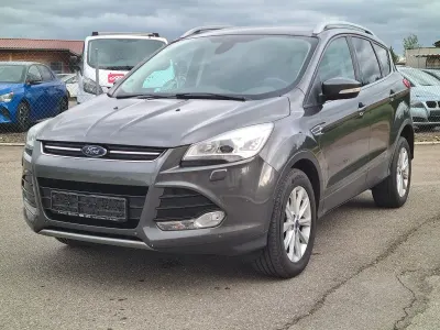 Gebraucht Ford Kuga Titanium 150 PS (110 kW) 2015 Grau SUV