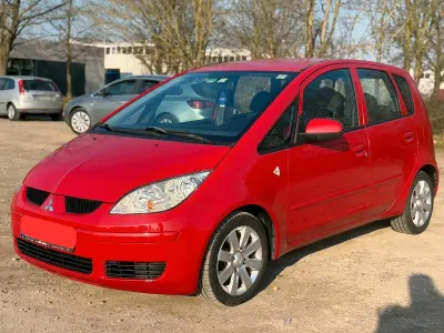 Gebraucht Mitsubishi Colt 95 PS (69 kW) 2008 Rot Kleinwagen