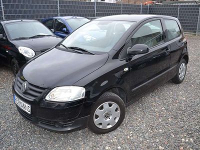 gebraucht VW Fox Basis *2.HAND / ALLWETTERREIFEN / TÜV NEU*