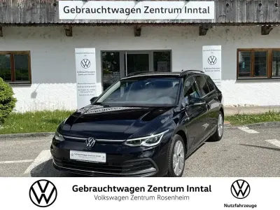 Second-hand VW Golf VIII Style 150 CP (110 kW) 2022 Negru Break