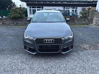 Gebraucht Audi A1 Sportback Sport 105 PS (77 kW) 2014 Grau Kleinwagen