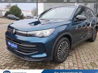 Gebraucht VW Tiguan Goal 150 PS (110 kW) 2025 Nightshade blue metallic SUV