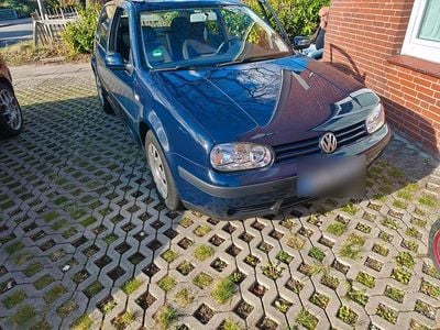 Usata VW Golf Sport 105 CV (77 kW) 2002 Blu Coupé