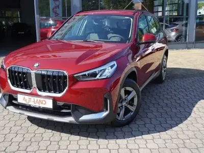 Neu BMW X1 Sport Line 136 PS (100 kW) 2026 Rot SUV