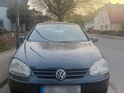 Usata VW Golf IV 104 CV (76 kW) 2005 Blu Utilitaria
