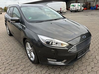 Gebraucht Ford Focus Business Edition 125 PS (91 kW) 2017 Grau Limousine