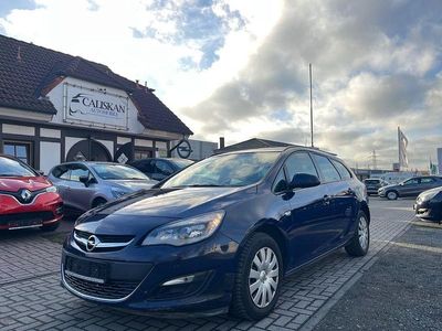 Blau Gebraucht 2015 Opel Astra Edition Kombi | 2.790 € (Teuer)