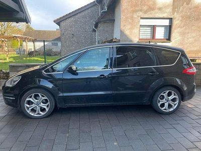 Usata Ford S-MAX Trend 140 CV (102 kW) 2012 Nero Monovolume