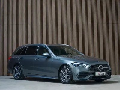 Gebraucht Mercedes 300 AMG line 265 PS (194 kW) 2022 Grau Kombi
