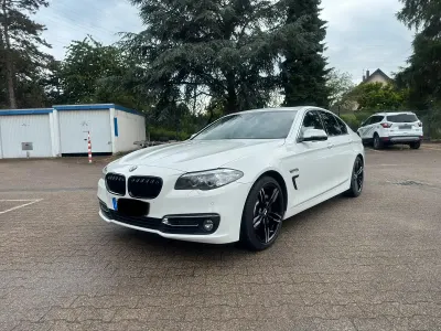 Gebraucht BMW 530 258 PS (189 kW) 2014 Weiß Limousine